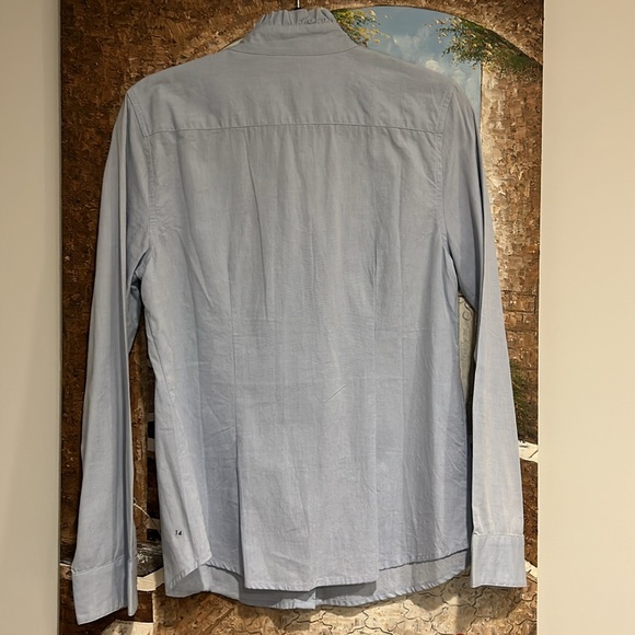 Beautiful and Very Feminine ELLE Jewel Embellished Top - Picture 6 of 8